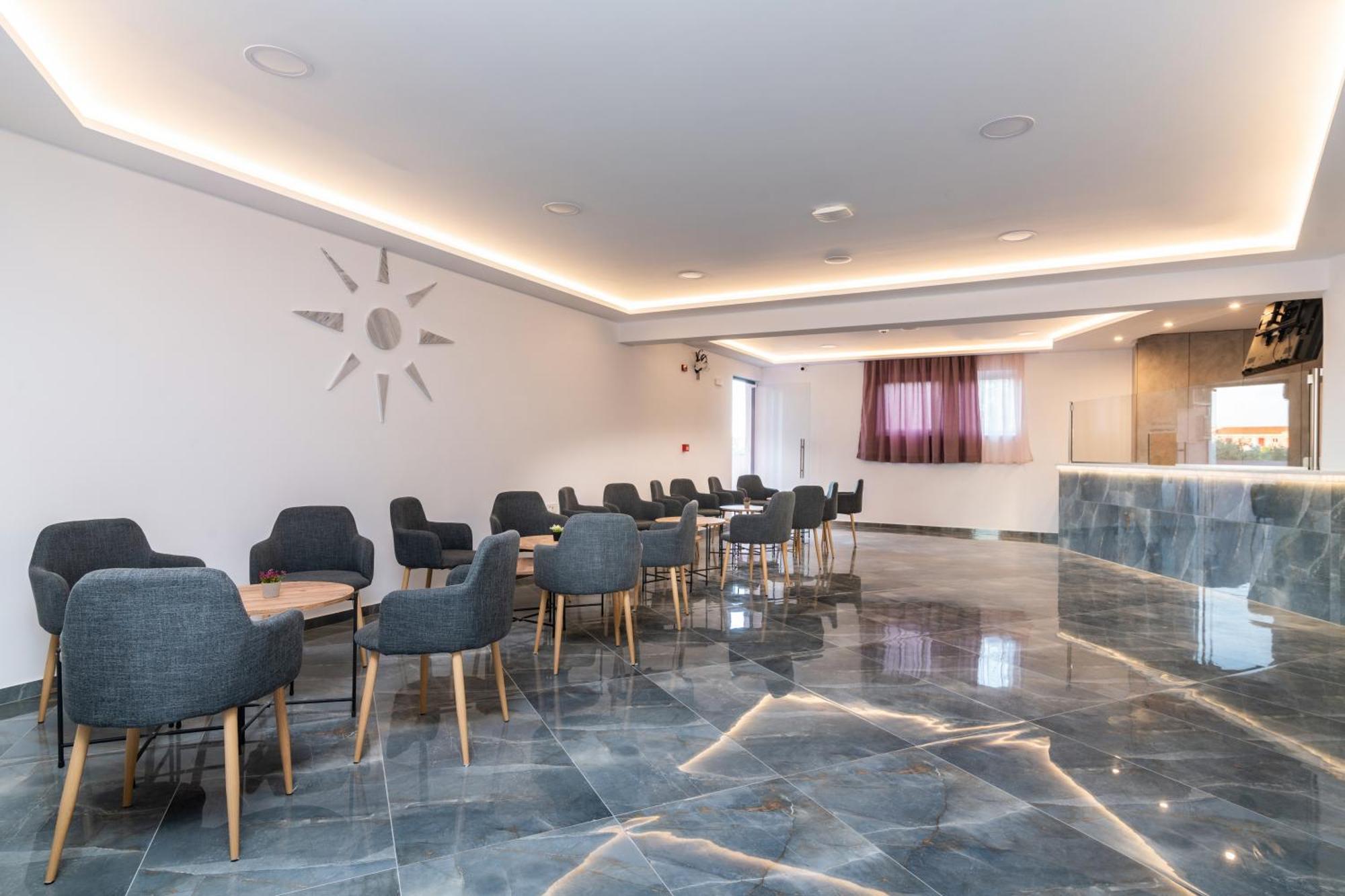 Savvas Hotel (Adults Only) Laganas Bagian luar foto
