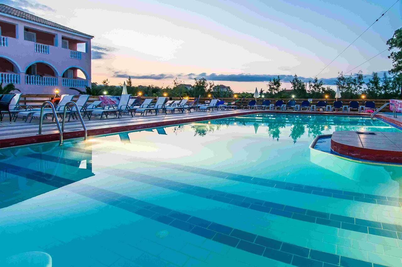 Savvas Hotel (Adults Only) Laganas Bagian luar foto